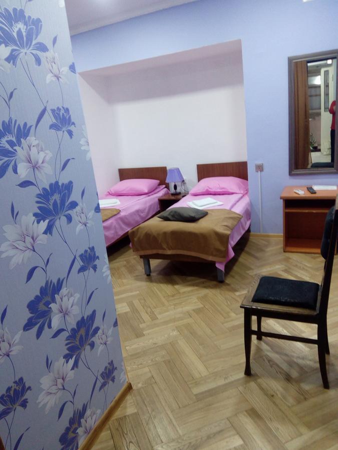 Tbilisi Downtown Guest House Bagian luar foto